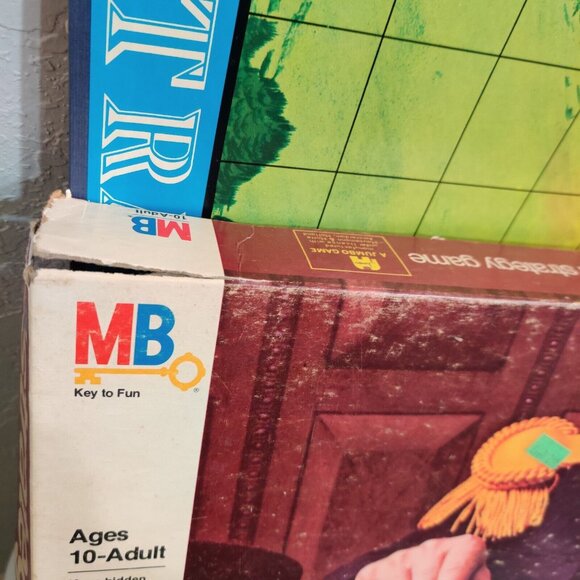 Stratego 1975 MILTON BRADLEY COMPLETE Except Instruction Booklet - Picture 8 of 16